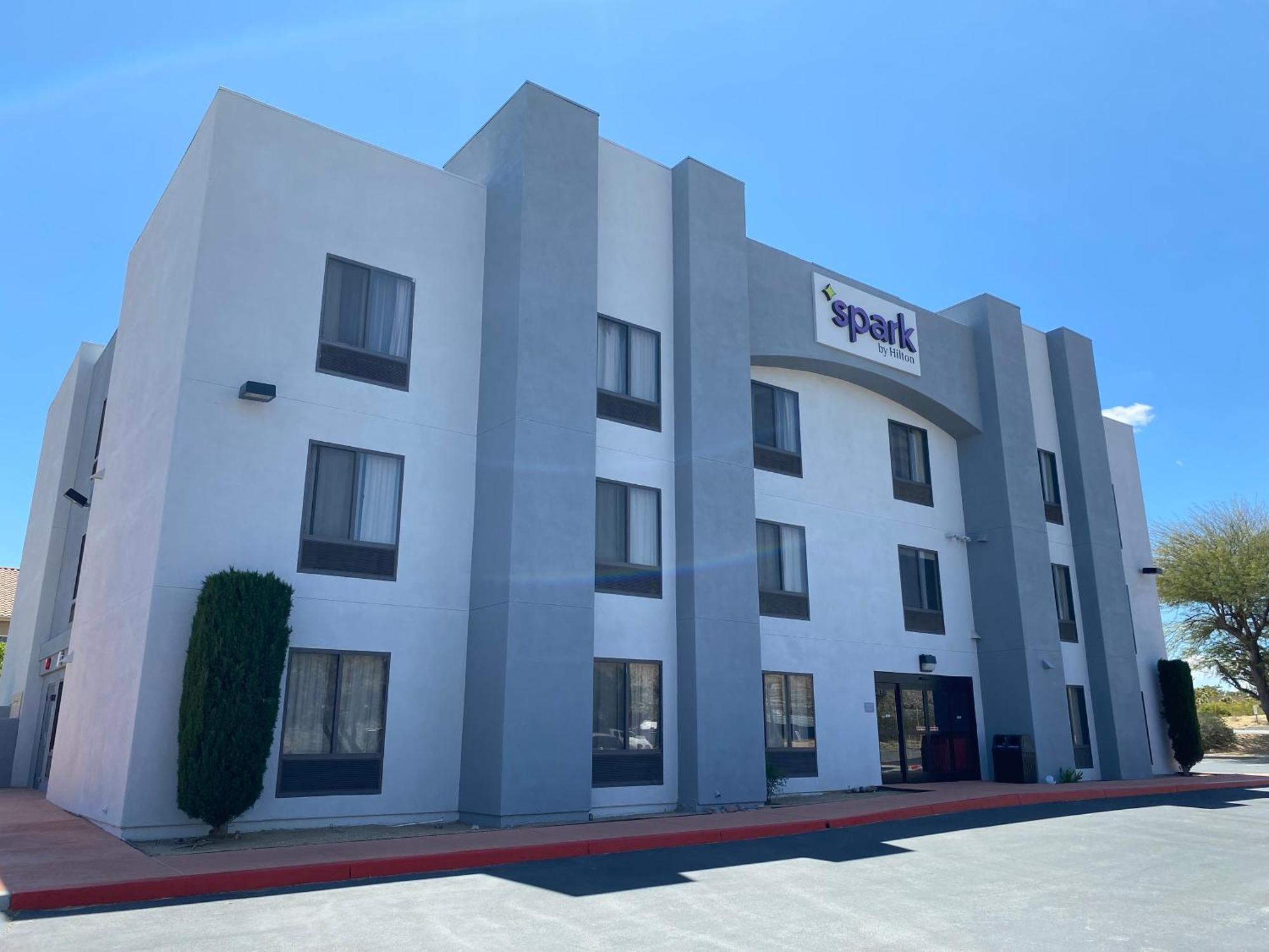 Surestay Plus Hotel By Best Western Yucca Valley Joshua Tree Extérieur photo